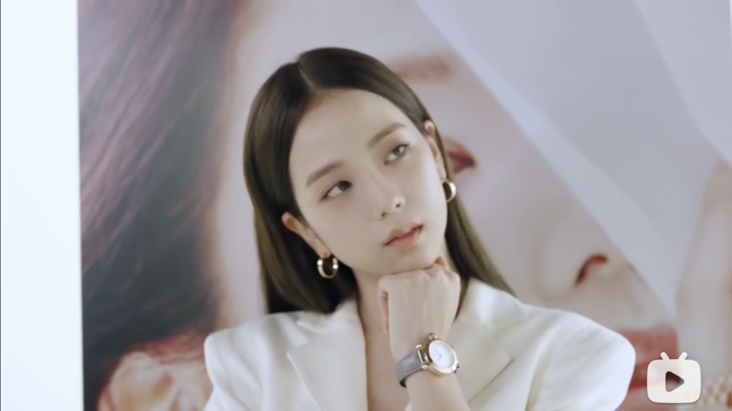 Cartier x Jisoo -Bilibili -ocial media en chine